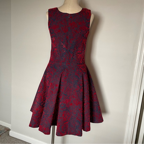 Julie Dorst sleeveles fit and flare red flocked navy denim dress size 4 - Picture 4 of 8